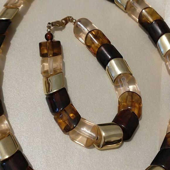 🎈3/$12! Vintage Snake Acrylic Set! - Picture 3 of 7